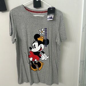 Minnie Mouse t shirt